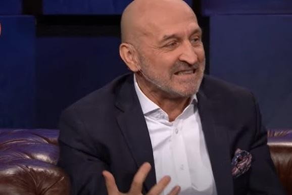 Kazimierz Marcinkiewicz podczas wystąpienia publicznego.
